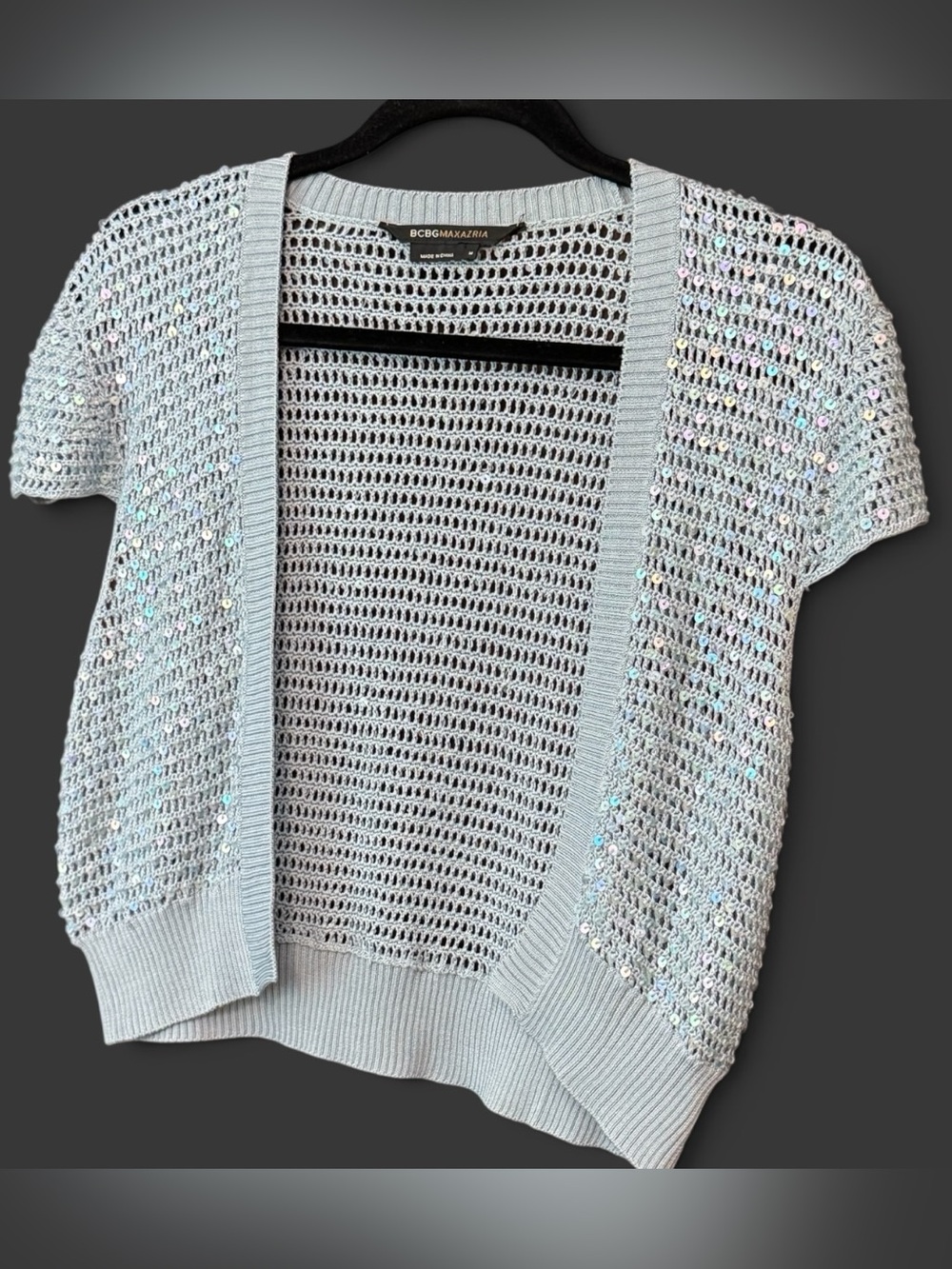 BCBGMAXAZRIA Vintage Y2K 100% Silk
Baby Blue Sequin Crochet Bolero Shrug Size M